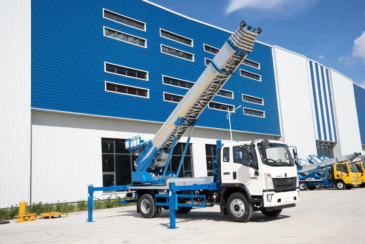 衢州衢江小型云梯车上料车租赁多少钱