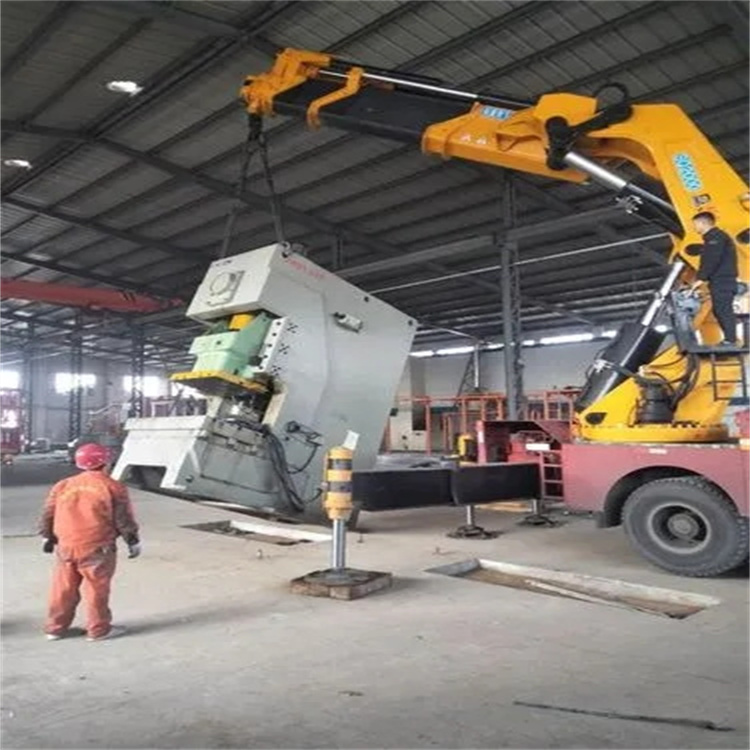 衢州衢江80吨折臂吊车出租附近电话